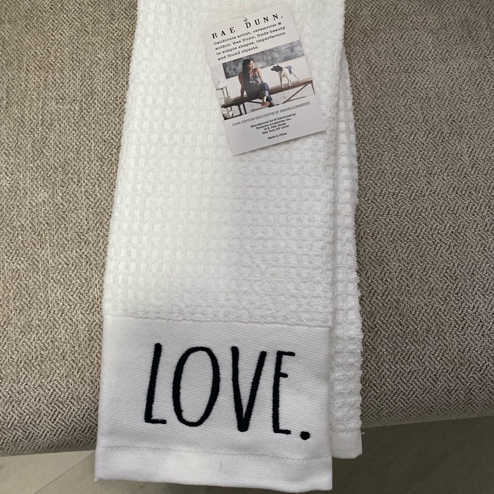 Rae Dunn Set of 2 Kitchen Towels